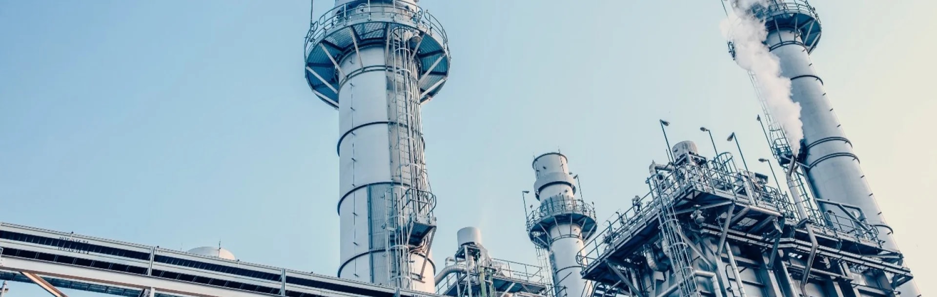 化学プラントのイメージ写真